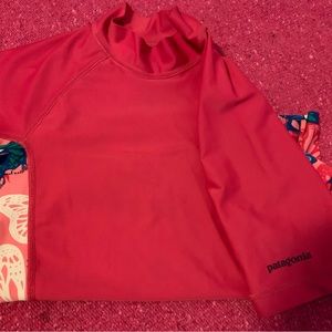 Patagonia girls size 10 rashguard